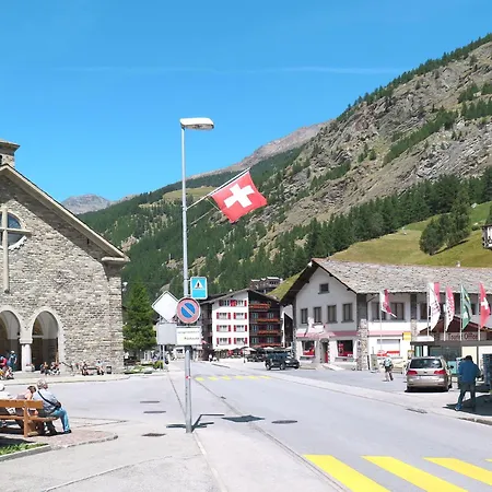 Alpentraum By Interhome Lägenhet Saas-Grund